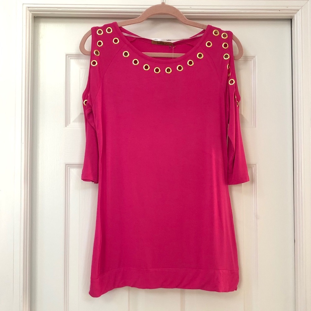 NWT Belldini Cold Shoulder Gold Grommets Tunic Top